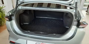  Материал и качество подстилки для багажного отсека автомобиля Arrizo 8 