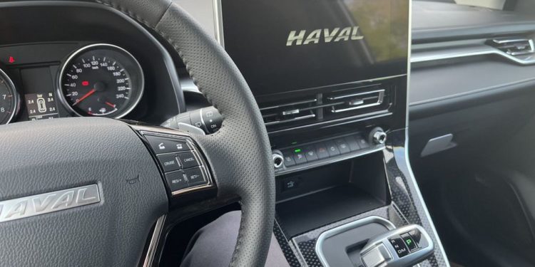 Магнитола Haval M6: всё по-минимуму